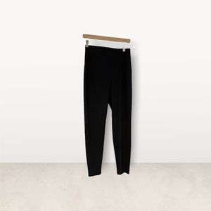 Black Lululemon work / travel leggings size 8